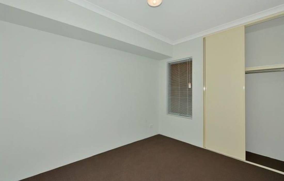 1/14 Cottage Street, MANDURAH, WA 6210 AUS