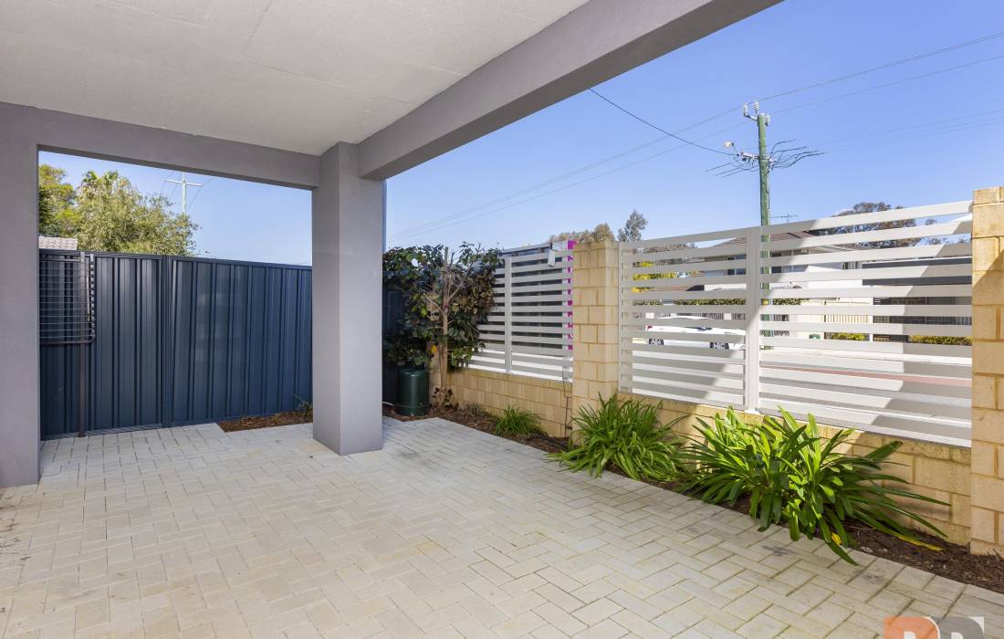 1/61 Hardey Road, BELMONT, WA 6104 AUS