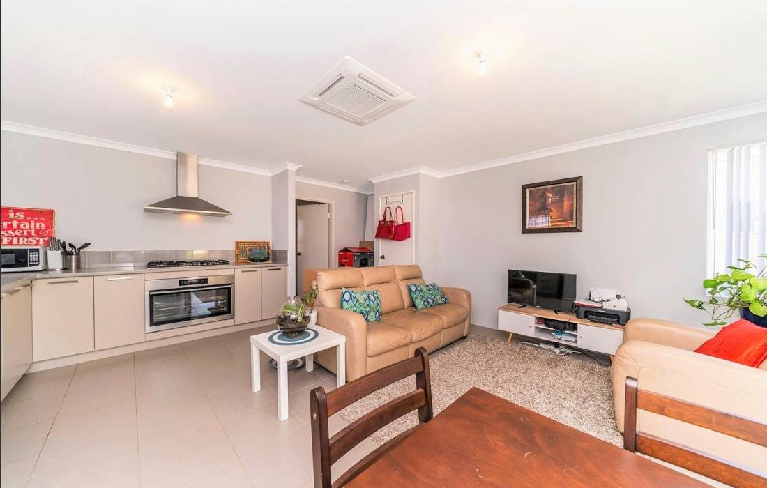 32A Janselling Avenue, ELLENBROOK, WA 6069 AUS