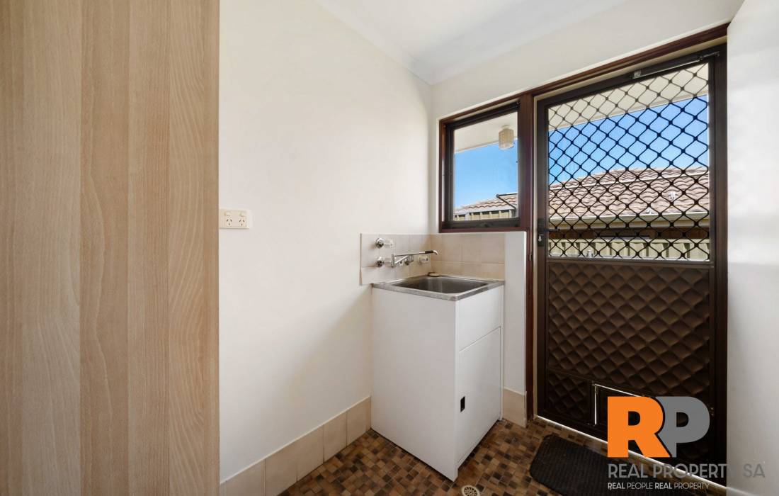 7/32a McMahon Road, Morphett Vale, SA 5162 Australia