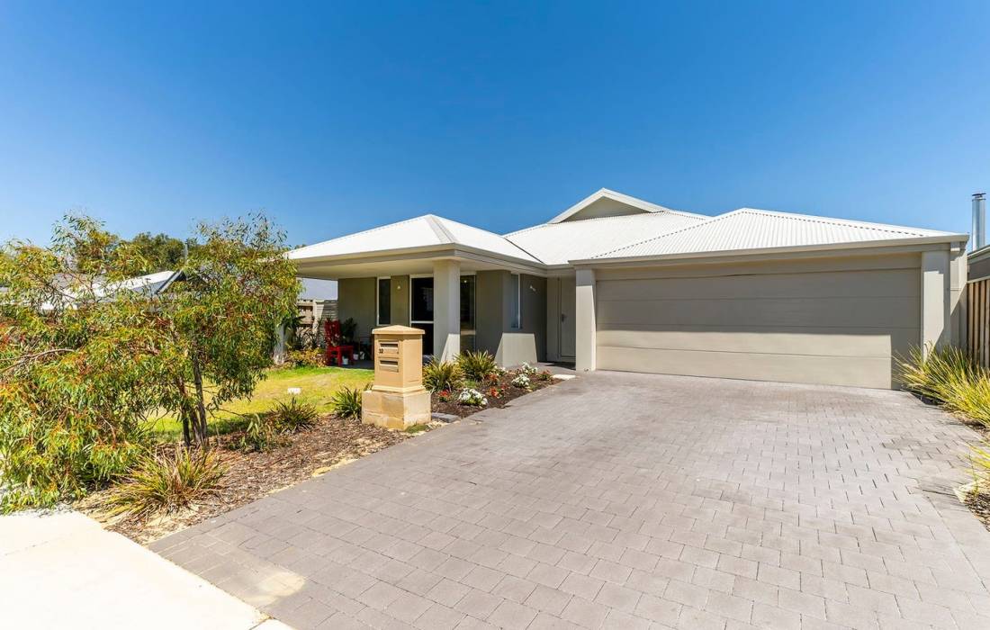 32A Janselling Avenue, ELLENBROOK, WA 6069 AUS