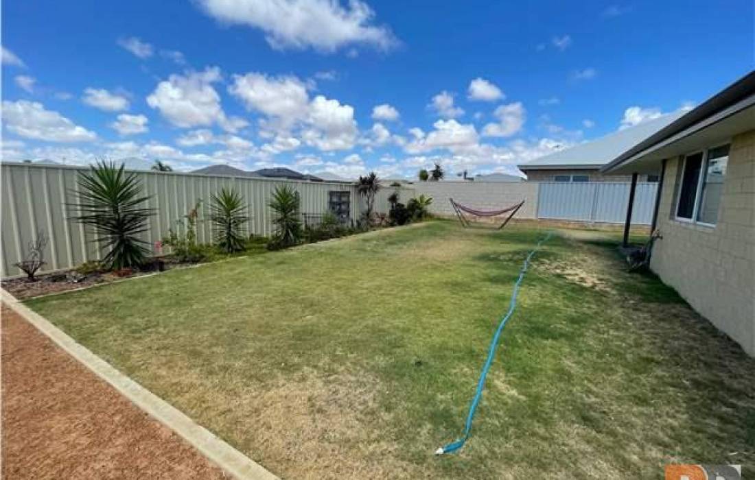 25 Swell Terrace, GLENFIELD, WA 6532