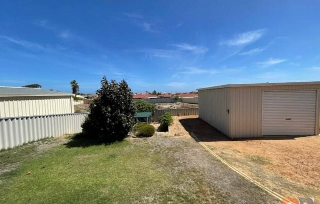 43 Ashton Close, MOUNT TARCOOLA, WA 6530 Australia