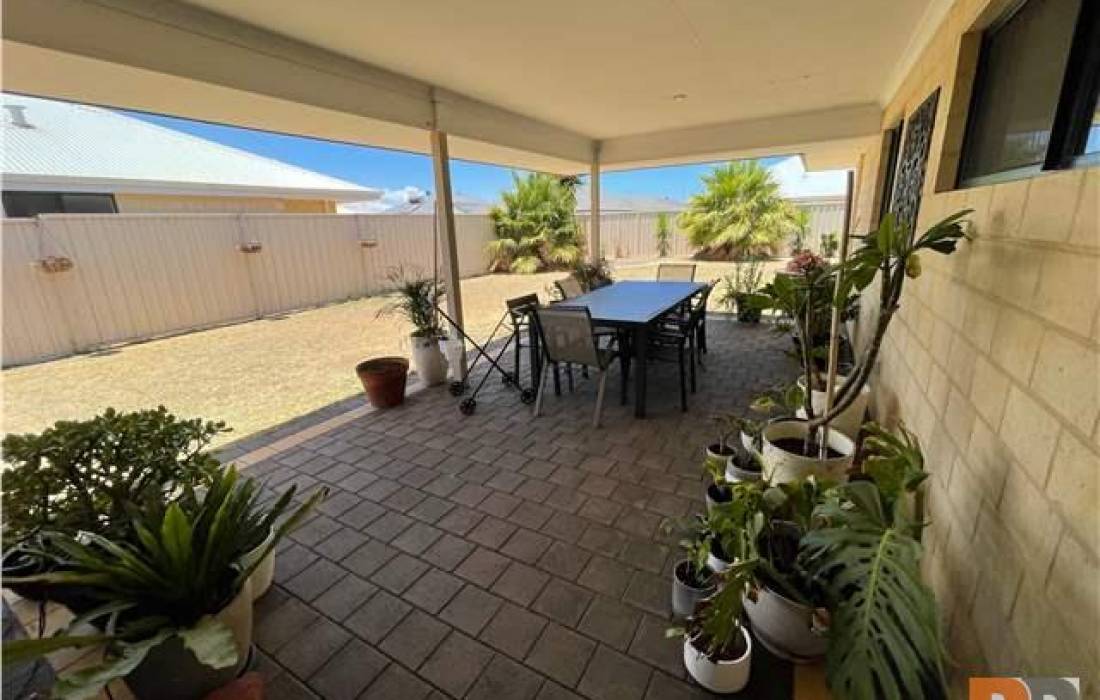 17 Waterwitch Outlook, WANDINA, WA 6530 AUS