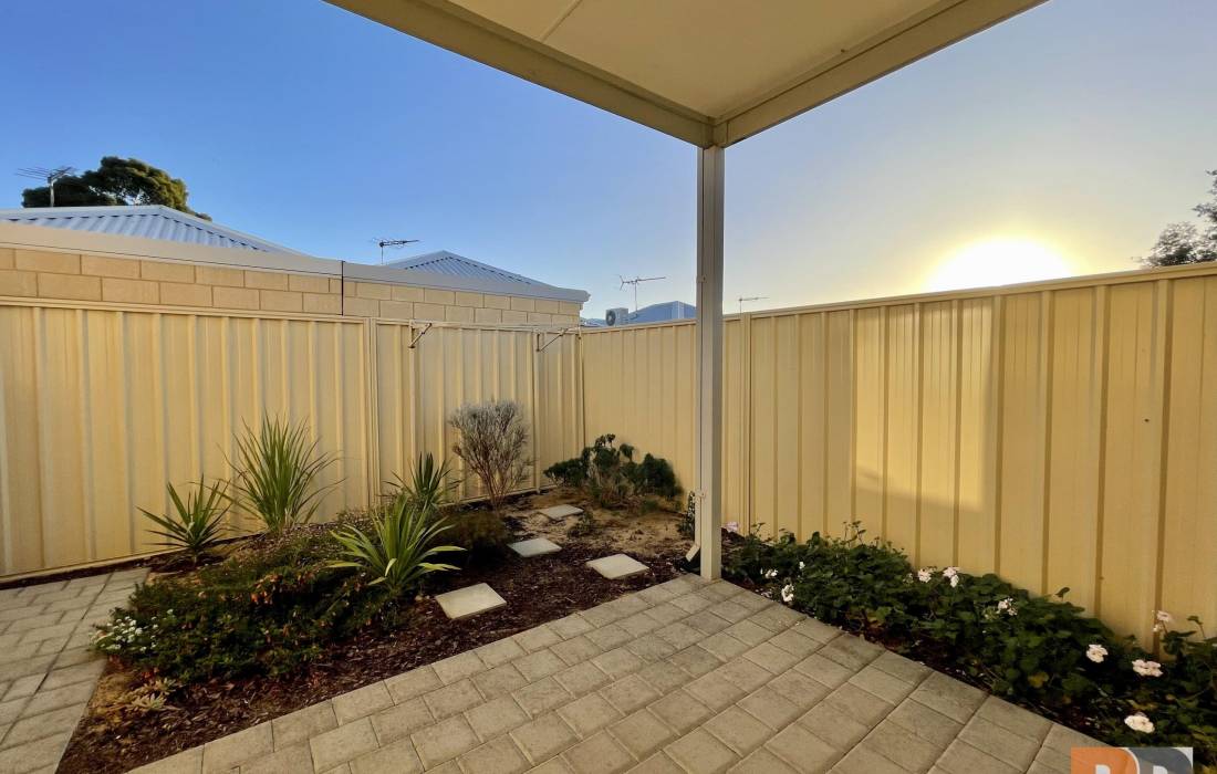 6/1 Gladstone Road, ARMADALE, WA 6112 AUS