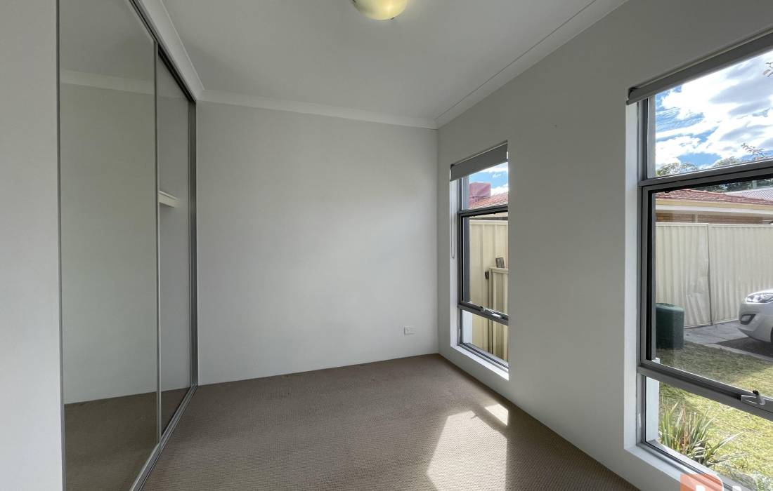 6/1 Gladstone Road, ARMADALE, WA 6112 AUS