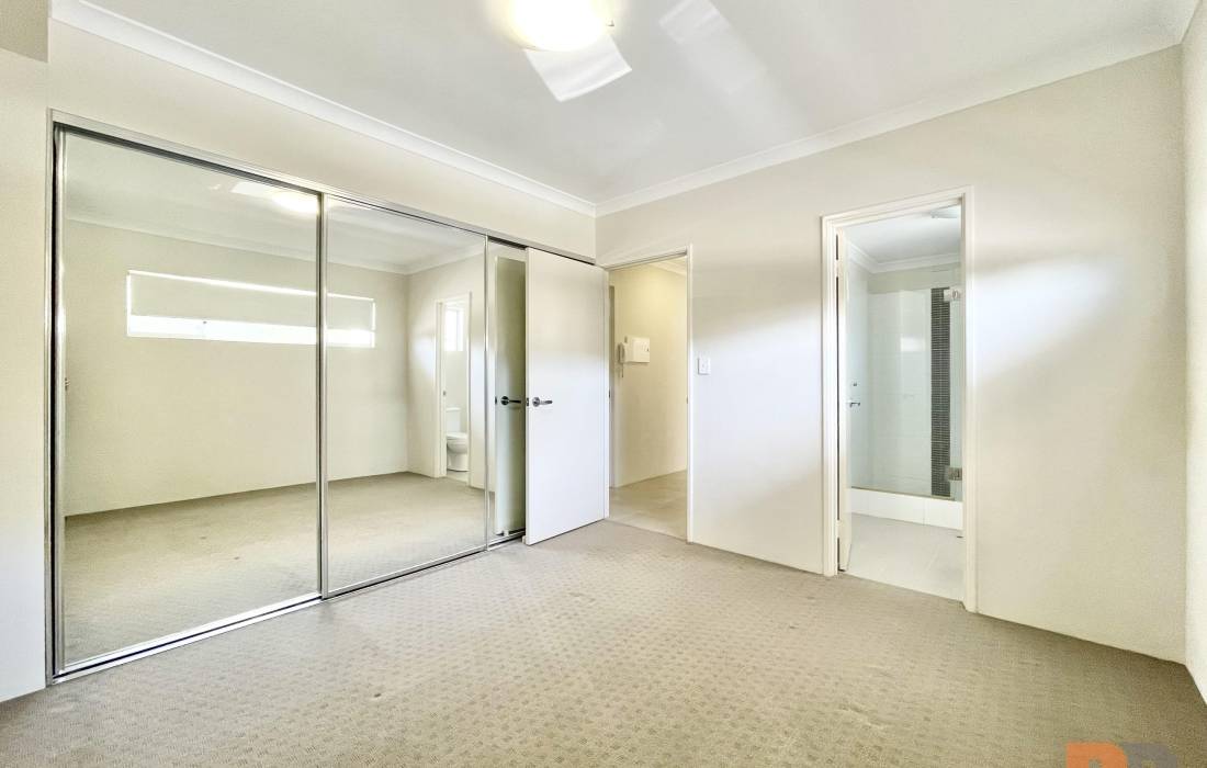 1/5 Salisbury Road, RIVERVALE, WA 6103 AUS