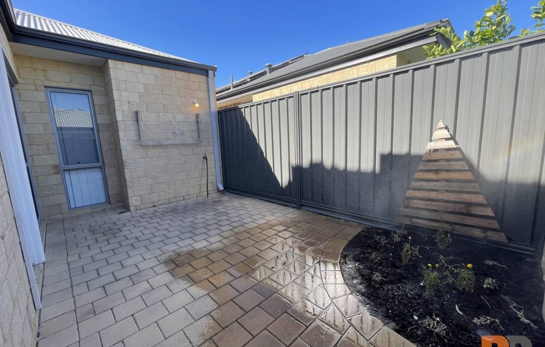 72A Dowitcher Loop, GOSNELLS, WA 6110 AUS